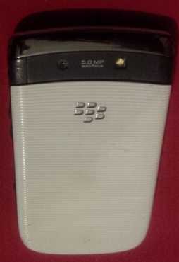 2x phones blackberry q10 and blackberry 9810 torch