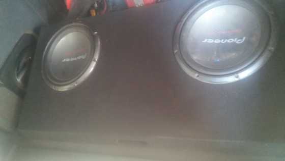 2x2000w pioneer subs for sale