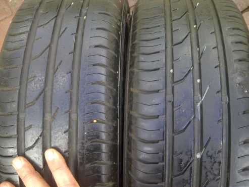 2xContinental ContiPremiumContact tyres 1856015,75 percent tread