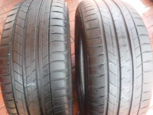 2xMichelin Latetude tyres 2355519,80 percent tread