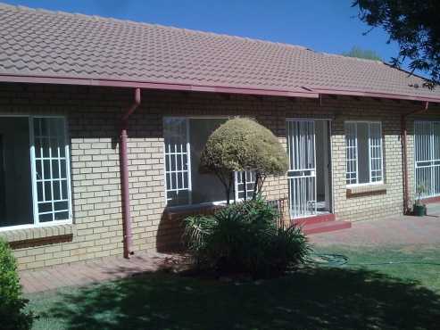 3 Bed  2 bath THouse in DieWilgers To let