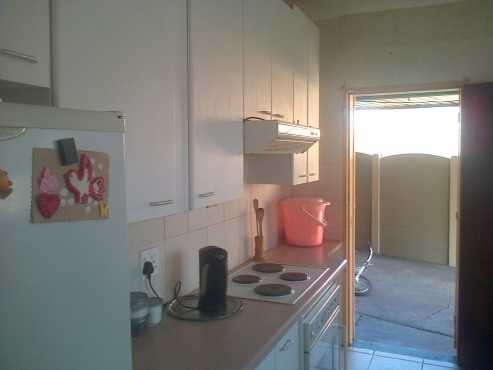 3 bedroom 2bathroom house to rent in Lillianton Boksburg