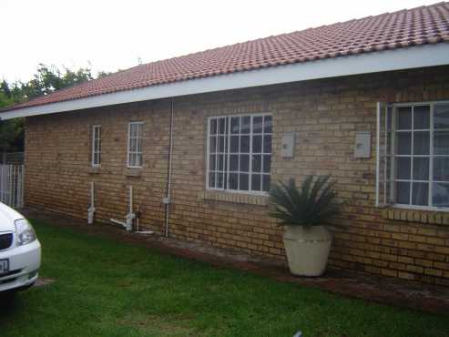 3 Bedroom cluster Kempton Park Ext 2