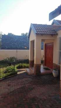 3 Bedroom Duet in Kilner Park Pretoria