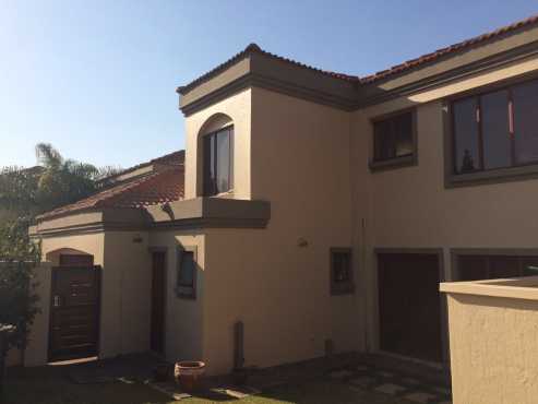 3 Bedroom Duplex in Woodhill estate available 1 September 2016