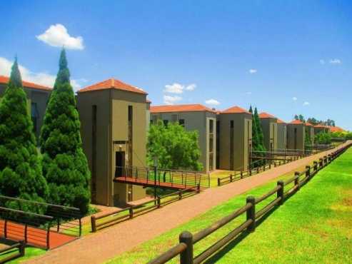 3 Bedroom Ground floor Apartment To Let  Rentin emfuleni golf estate - Vanderbijlpark