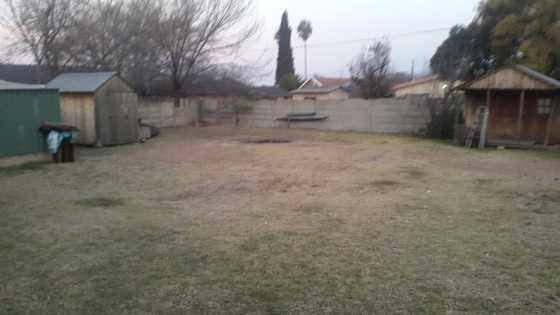 3 Bedroom House amp 2 bedroom flat For Sale - Vanderbijlpark - Neg