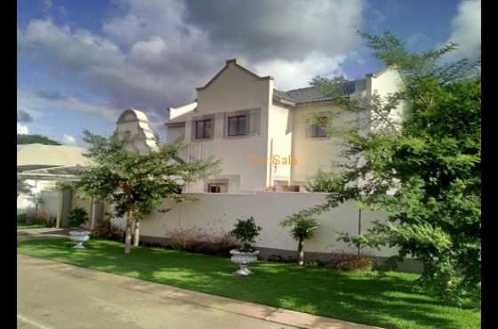 3 Bedroom House For Sale In A Complex At Hestea Park