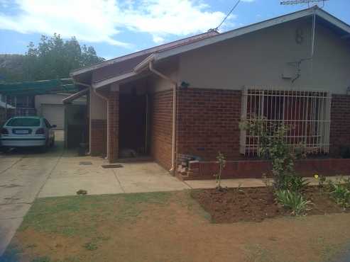 3 Bedroom House for Sale in Parktown Estate