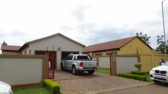 3 Bedroom House in Doornpoort - R 1 399 000