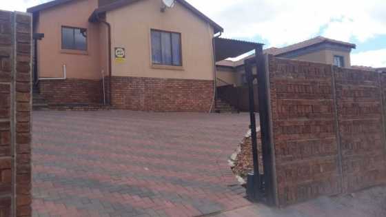 3 bedroom house in Mahube Valley for sale