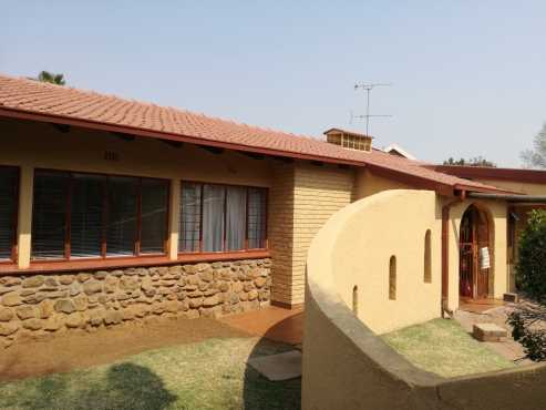 3 Bedroom house in Three Rivers for Bargain Price