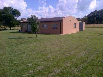 3 BEDROOM HOUSE TO LET