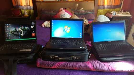 3 laptops te koop R2000 elk