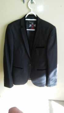 3 Peace Modern Black Suit used once Slim fit