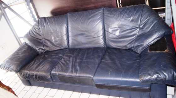 3 Piece Lounge Suite S019206A Rosettenvillepawnshop