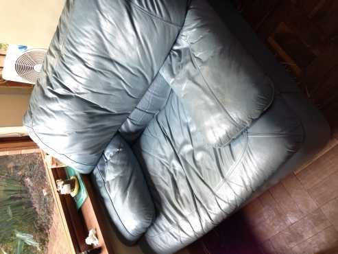 3 pieces Sofa set for sale