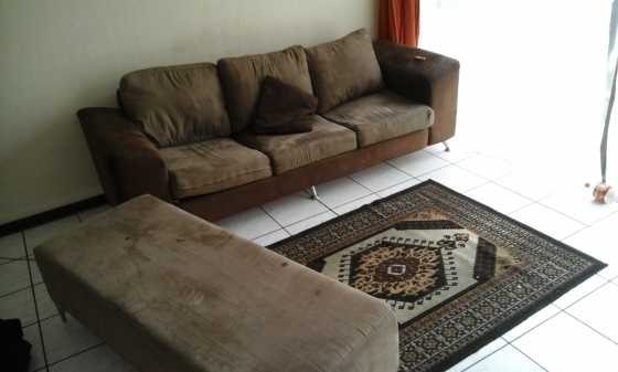 3 seater couch and 2 seater ottoman for sale R350