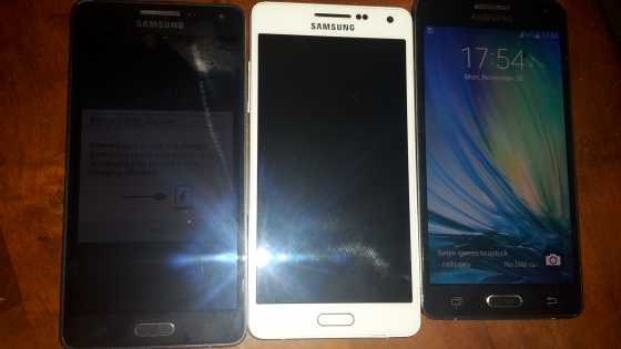 3 X Samsung A5, R8500 Neg