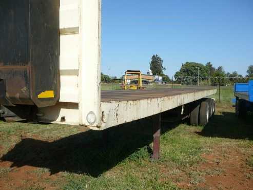 3 x TRI-AXLE TRAILERS