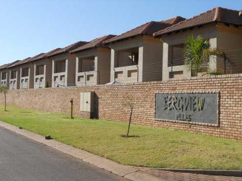 30 BERGVIEW 2 BEDROOM DUPLEX R 7 200.00  BERGTUIN PRETORIA