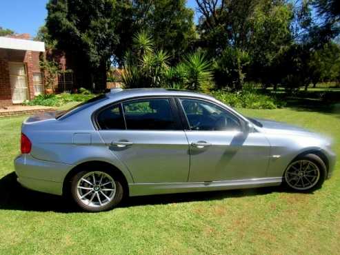 320D Executive Automatic. Only 76000 km. 2010. Mint condition