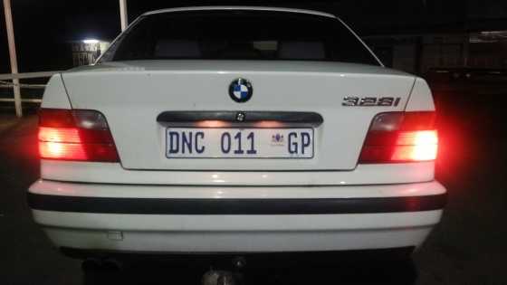 328i BMW E36 1996 model - white Auto