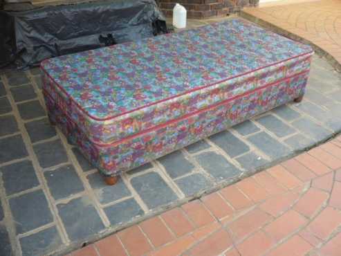 34 Mattress amp Base set very good condition steam cleaned