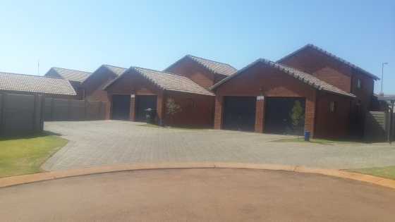 3bedroom house to rent close to Wonderpark Mall