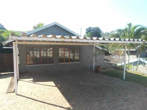 4 Bedroom house in Amanzimtoti