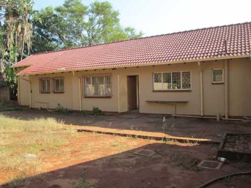 4 bedroom house with 3 bathrooms for rent in Orchards Pta North