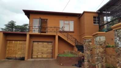 4 beds house with beautiful mountain view to rent