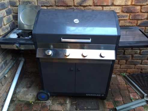 4 Burner Cadac Meridian Gas Braai