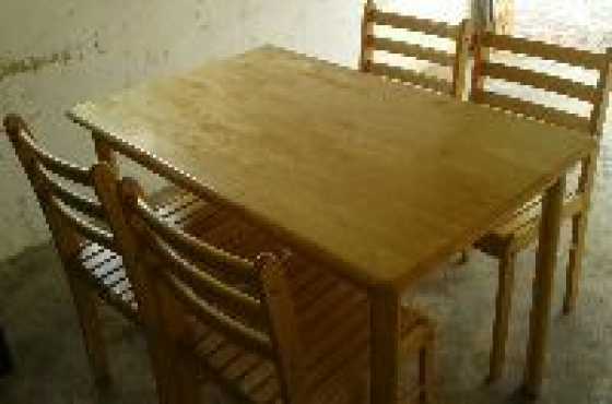 4 Pine chaises ampTable  for Sale