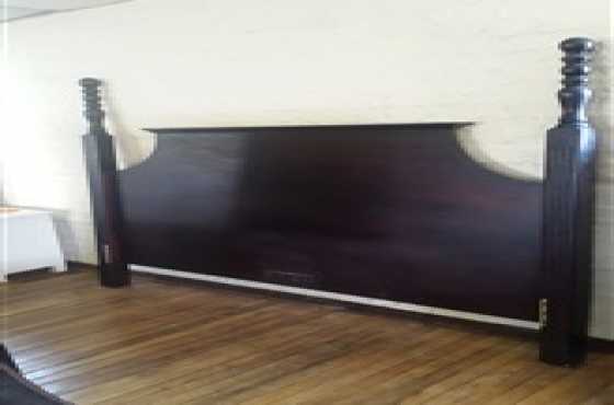 4 POSTER KING HEADBOARD (DARK MAHOGANY)  039039shop soiled039039