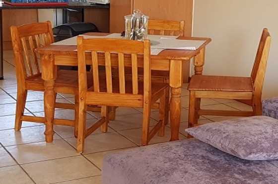 4 Seater Pine Dining room Set