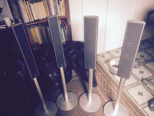 4 Sony upright speakers