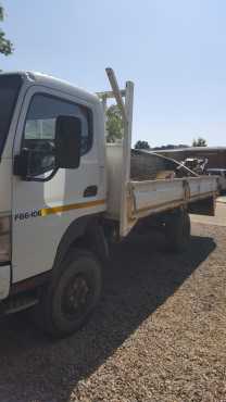 4 Ton Fuso 4x4 canter truck   FG 6  106