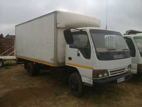 4 TON ISUZU,CLOSED BODY (CAN BE CONVERTED TO DROIPSIDES)