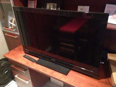 40 inch Sony Bravia with remote (Like new)