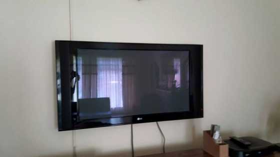 42 inch LG tv