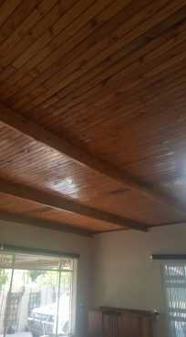 42 vierkante meter Knottypine ceiling te koop