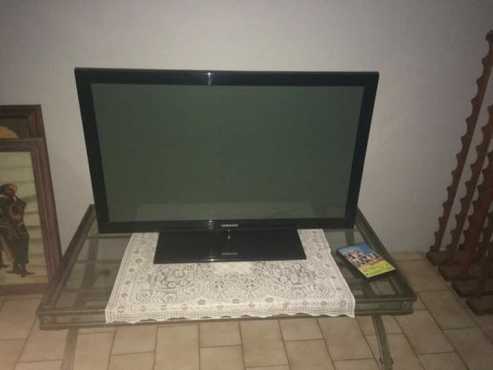 42quot Samsung Plasma Flat Screen TV For Sale