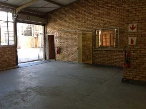 432 Square meter factorywarehouse unit to let in Krugersdorp, Factoria