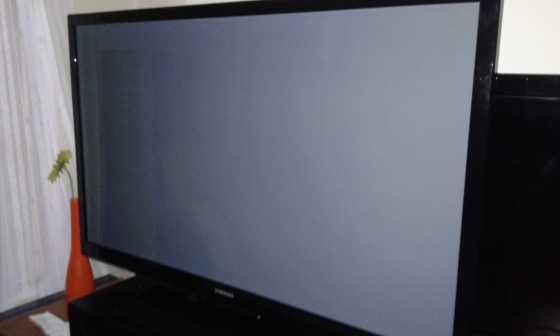 43quot used Samsung TV with warrenty