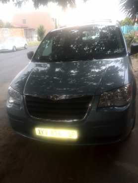 44000 Kms 2009 Chrysler Grand Voyager for sale.