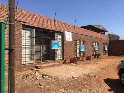 4,400m, WAREHOUSE FOR SALE, PRETORIA WEST