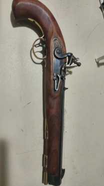 45 cal pedersoli flintlock pistol