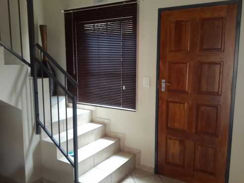 4Bedroom houses to rent in Karenpark