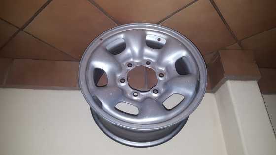 4x4 TOYOTA RIMS